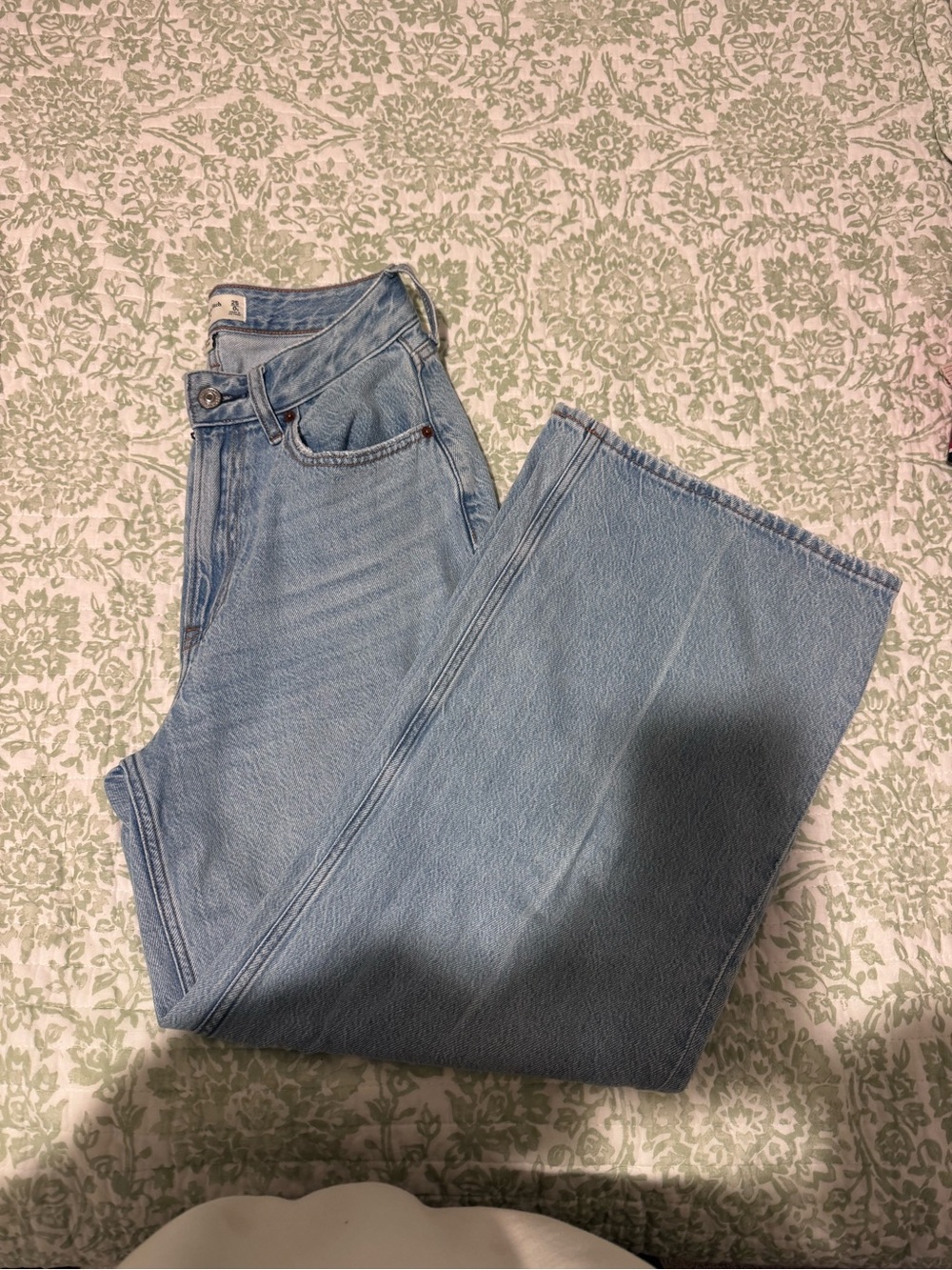 Abercrombie & Fitch Light Blue wide leg Jeans